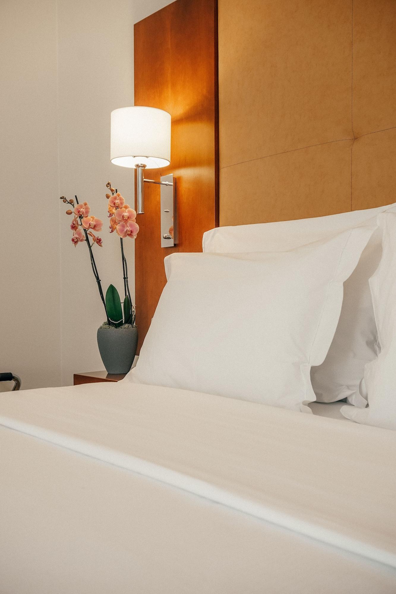 Dom Carlos Liberty Hotel