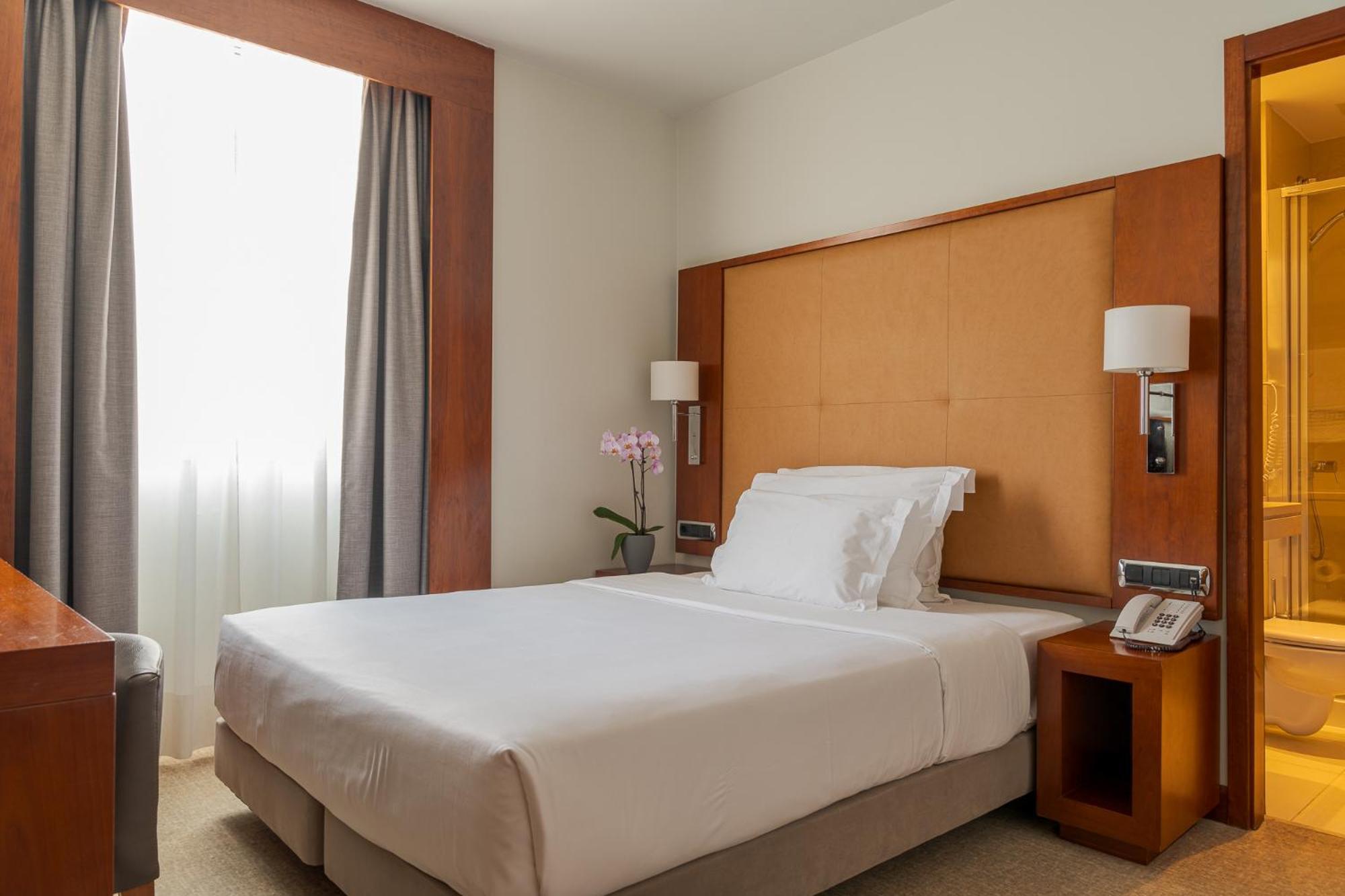 Hotel Dom Carlos Liberty 3*