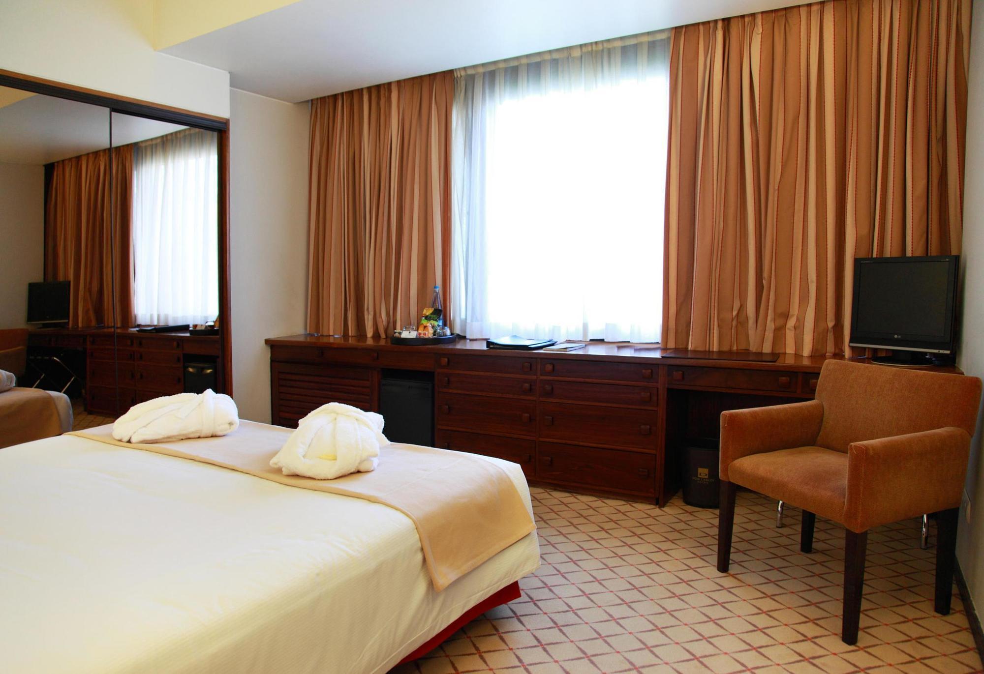 Dom Carlos Liberty Hotel